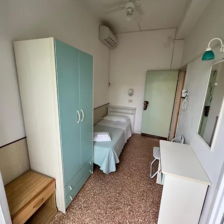 Hotel Urania Nuova Gestione Rímini