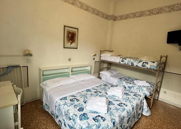 Hotel Urania Nuova Gestione 3*